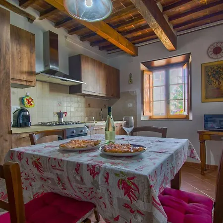 Casa Serena Petrognano (Lucca)